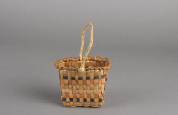 Nuu-chah-nulth%20artist%3B%20or%20Makah%20artist%2C%20%3Cb%3E%3Ci%3E%20Basket%3C%2Fi%3E%3C%2Fb%3E%2C%20ca.%201960%2C%20cedar%20bark%2C%20cattail%2C%20and%20natural%20dye%2C%20The%20Elizabeth%20Cole%20Butler%20Collection%2C%20no%20known%20copyright%20restrictions%2C%202013.1.39